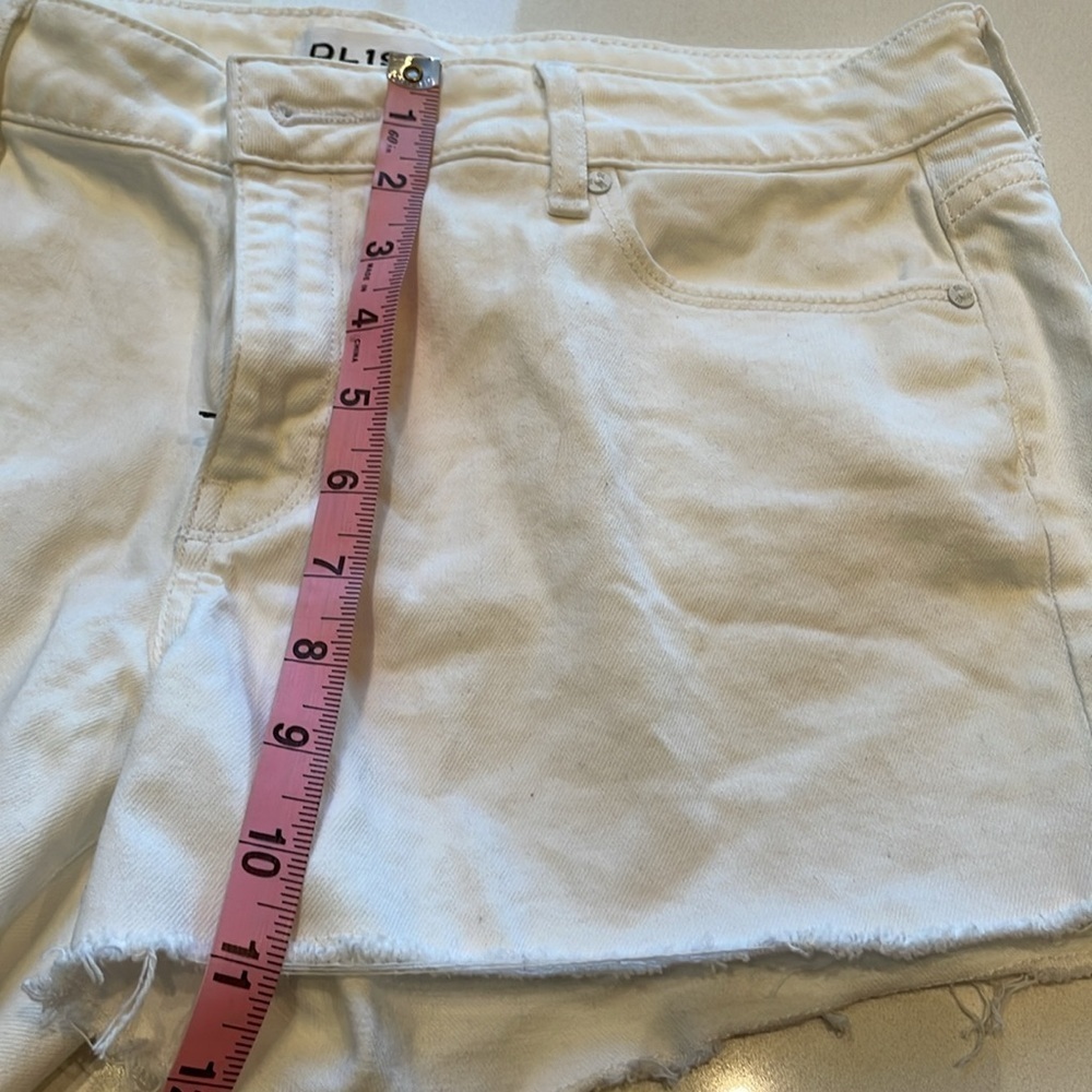 DL1961 Renee Stretch Smart Denim, Frayed Denim Shorts, White Size 30 - Picture 12 of 13